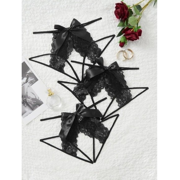 16 Plus 3 pack Floral Lace Bow Front Crotchless Panty - Picture 2 of 5